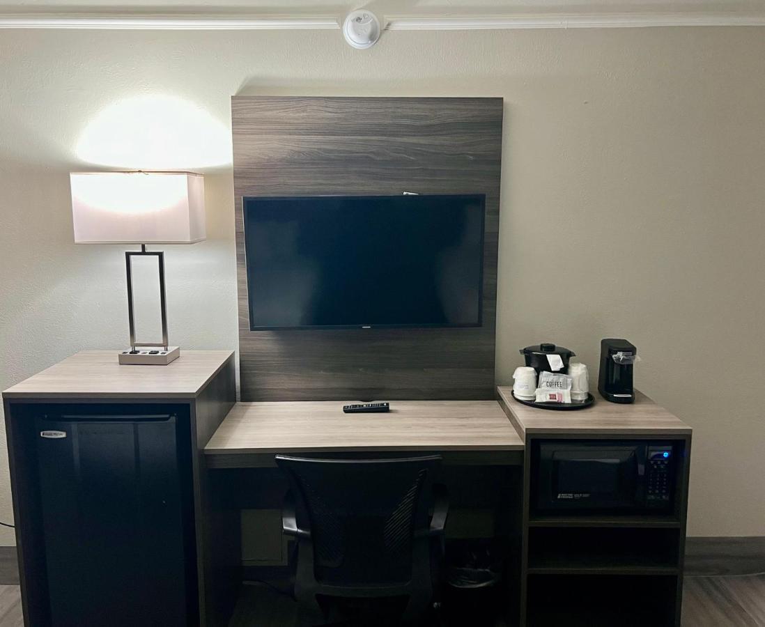La Quinta Inn By Wyndham San Antonio Lackland מראה חיצוני תמונה