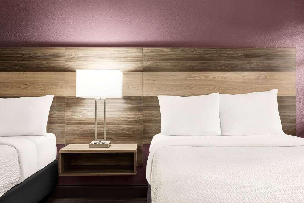 La Quinta Inn By Wyndham San Antonio Lackland חדר תמונה