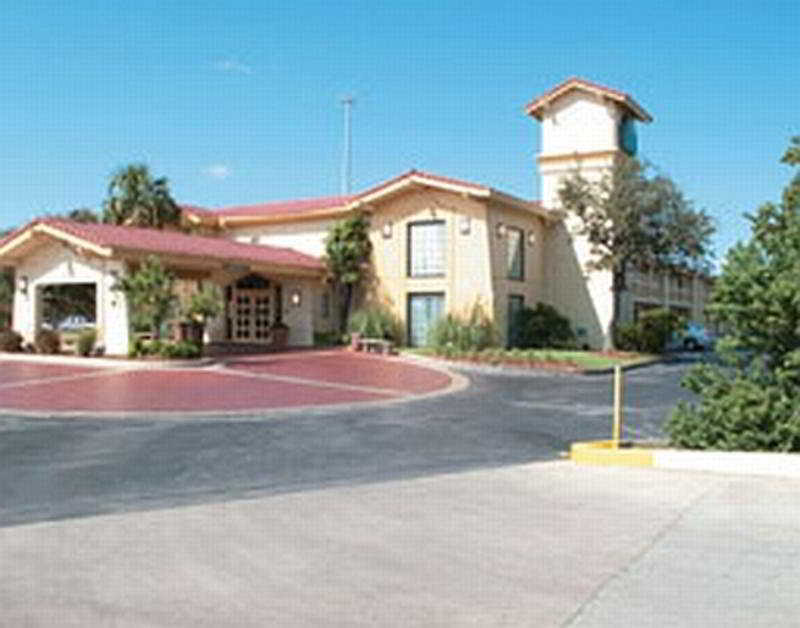 La Quinta Inn By Wyndham San Antonio Lackland מראה חיצוני תמונה
