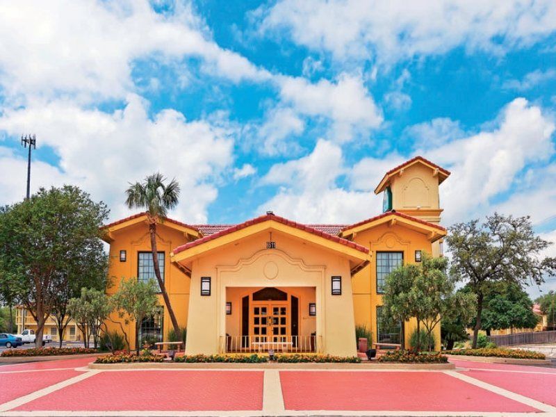La Quinta Inn By Wyndham San Antonio Lackland מראה חיצוני תמונה